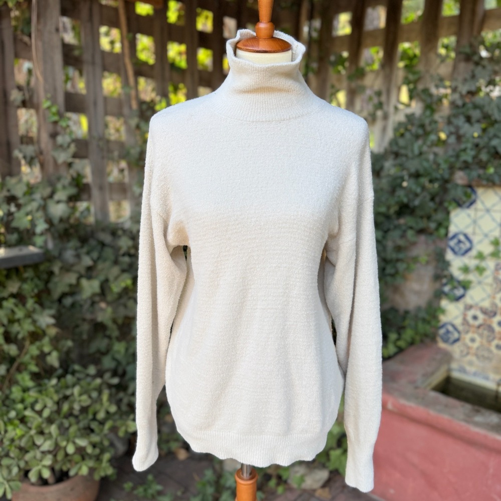 Aritzia Wilfred Womens Hush Knit Turtleneck Sweater XXS Cloud Dancer Poetcore
